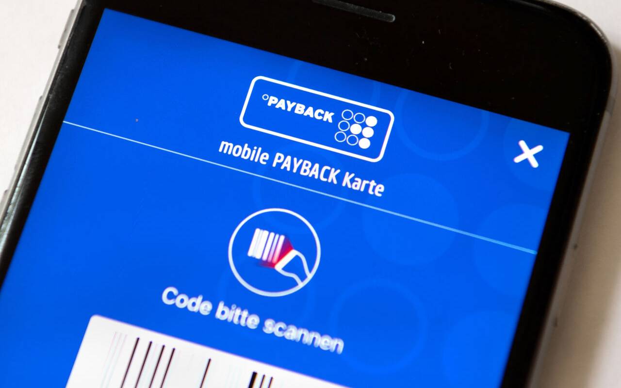 Auf einem Handy erscheint das Payback-Menü