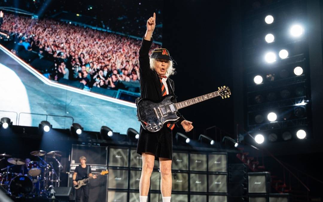 AC/DC Live in Düsseldorf 08.07.2025 Merkur Spielarena Angus Young