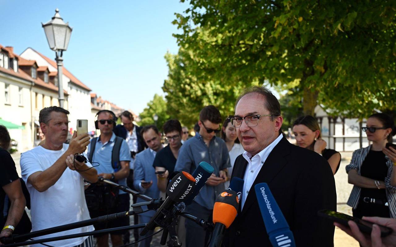 Sommerreise Innenminister Dobrindt