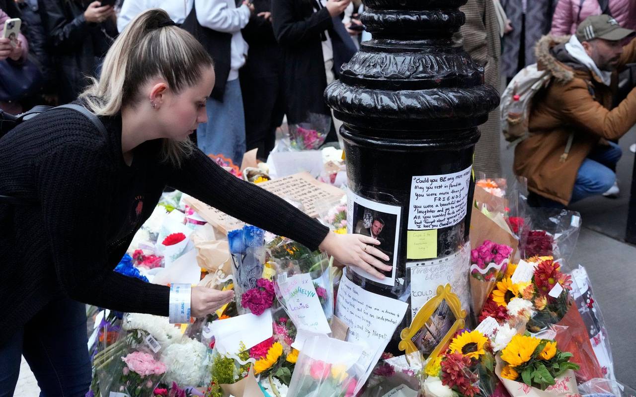 Gedenken an Matthew Perry vor «Friends»-Haus in New York