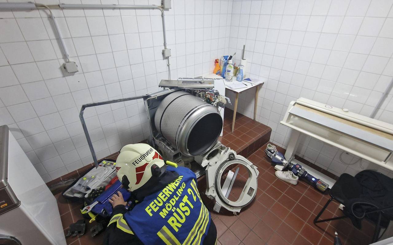 Feuerwehr befreit 13-Jährige aus Wäschetrockner
