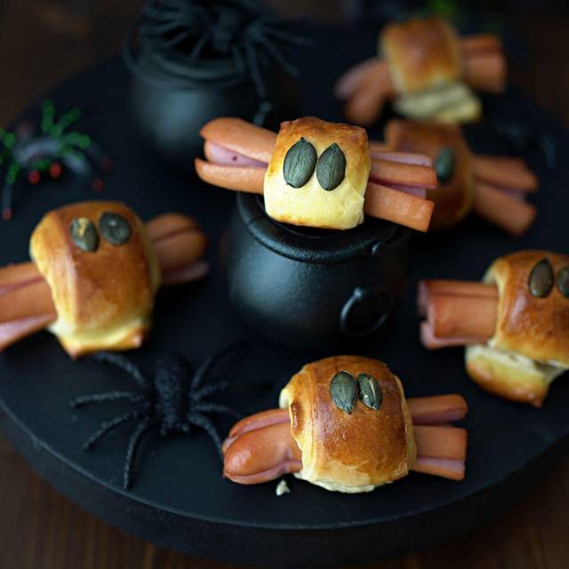 Würstchenspinnen für Halloween