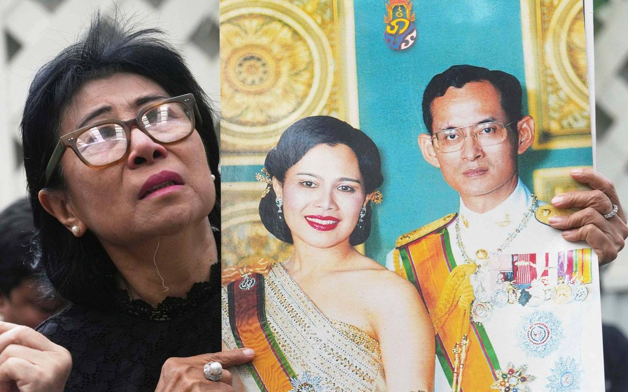 Trauer um Thailands Ex-Königin Sirikit