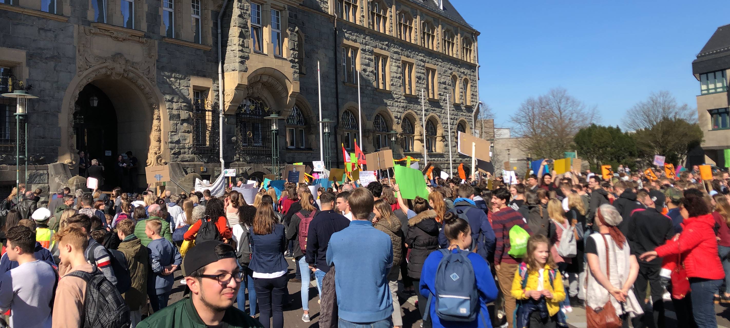 Friedensdemo in Remscheid mit Landtagskandidaten