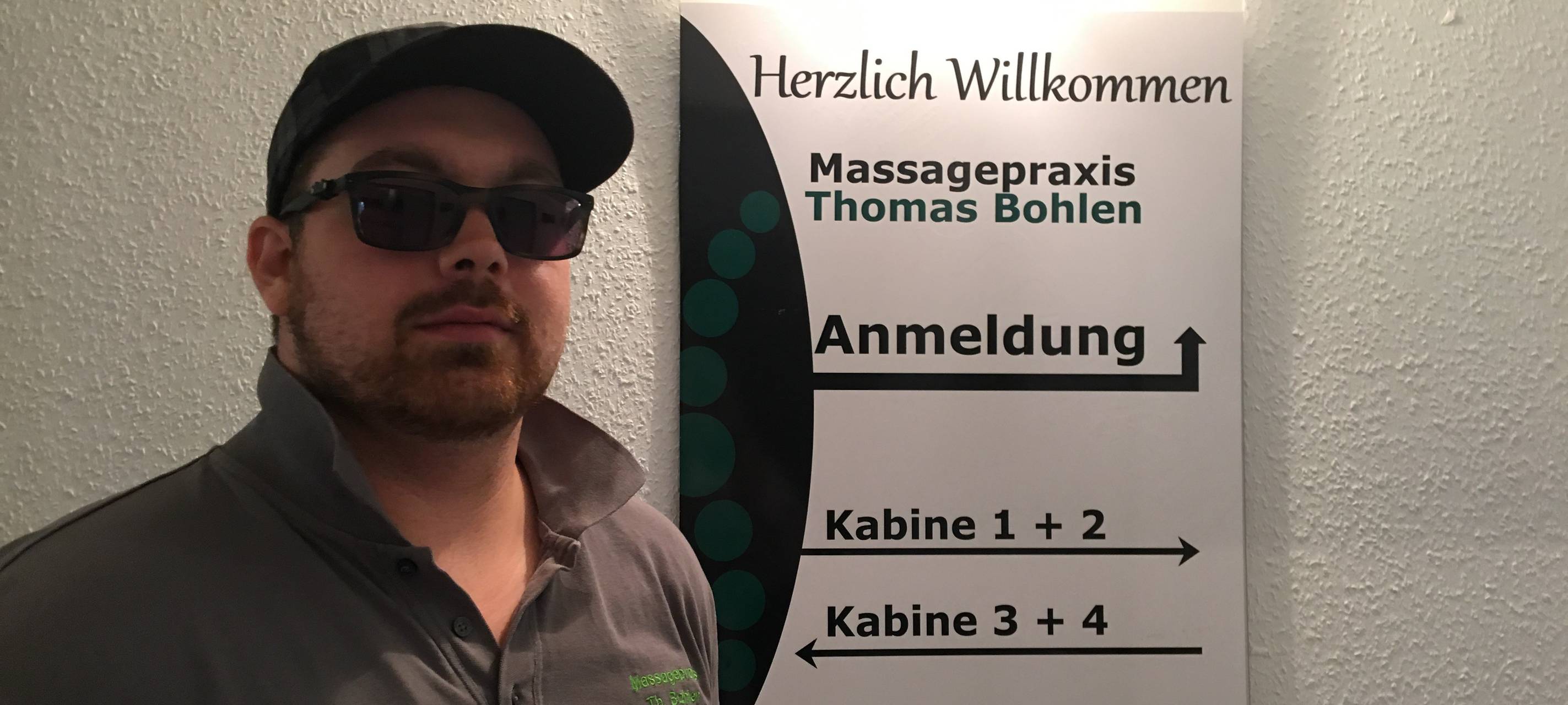 Blinder Physiotherapeut aus Solingen