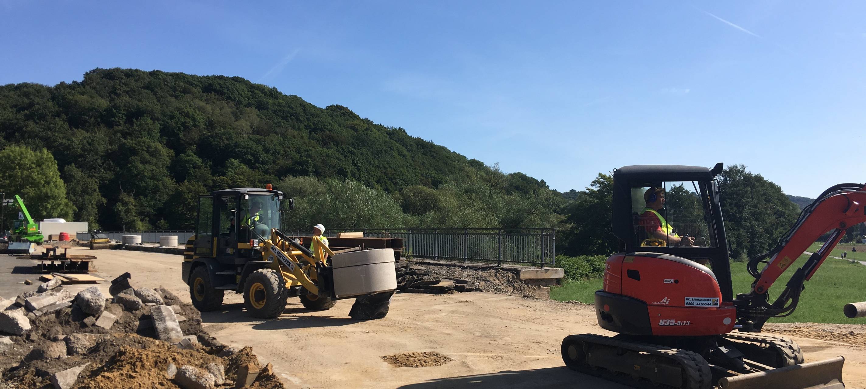 Wupperbrücke wird jetzt abgerissen