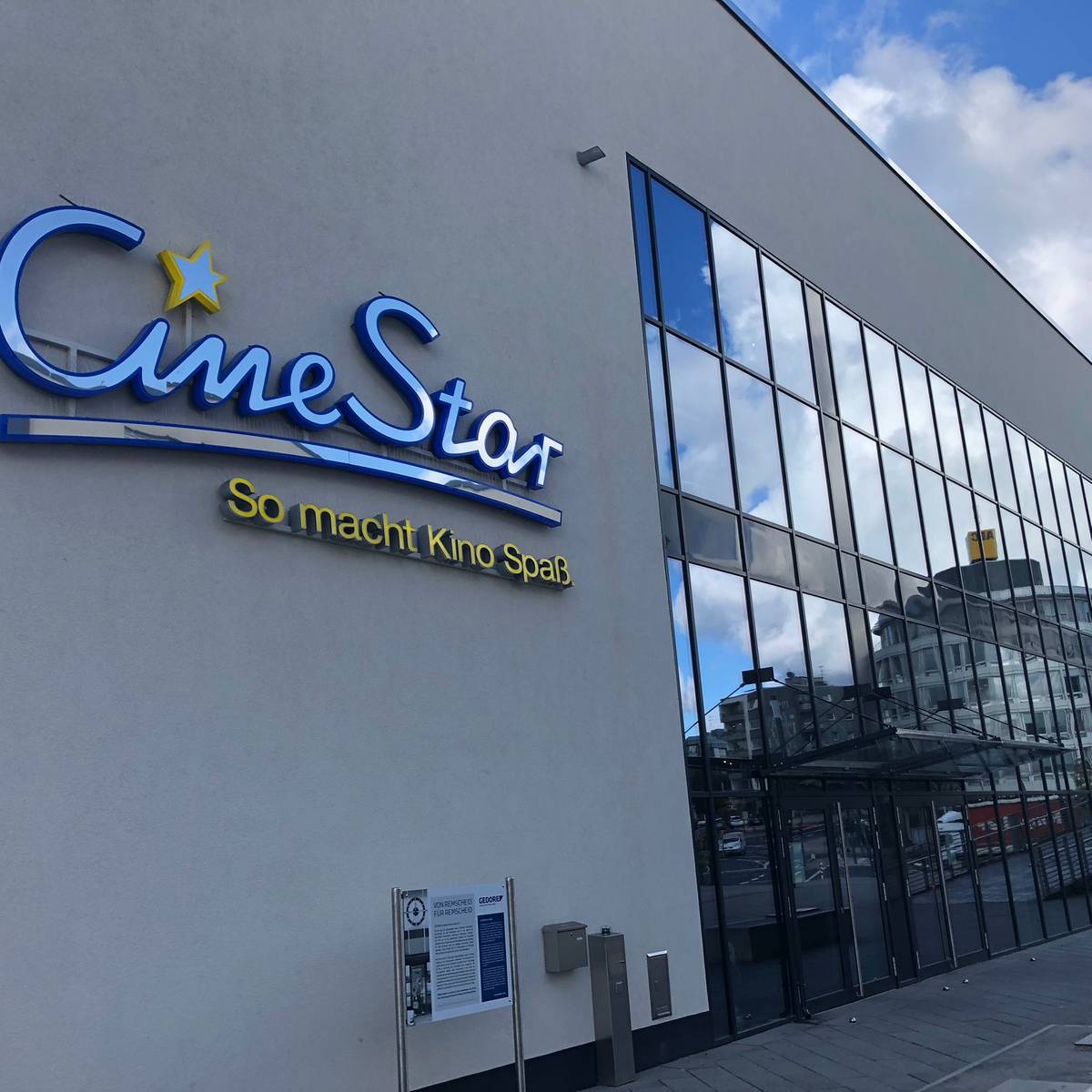 Muss CineStar Remscheid wieder verkauft werden? - Radio RSG