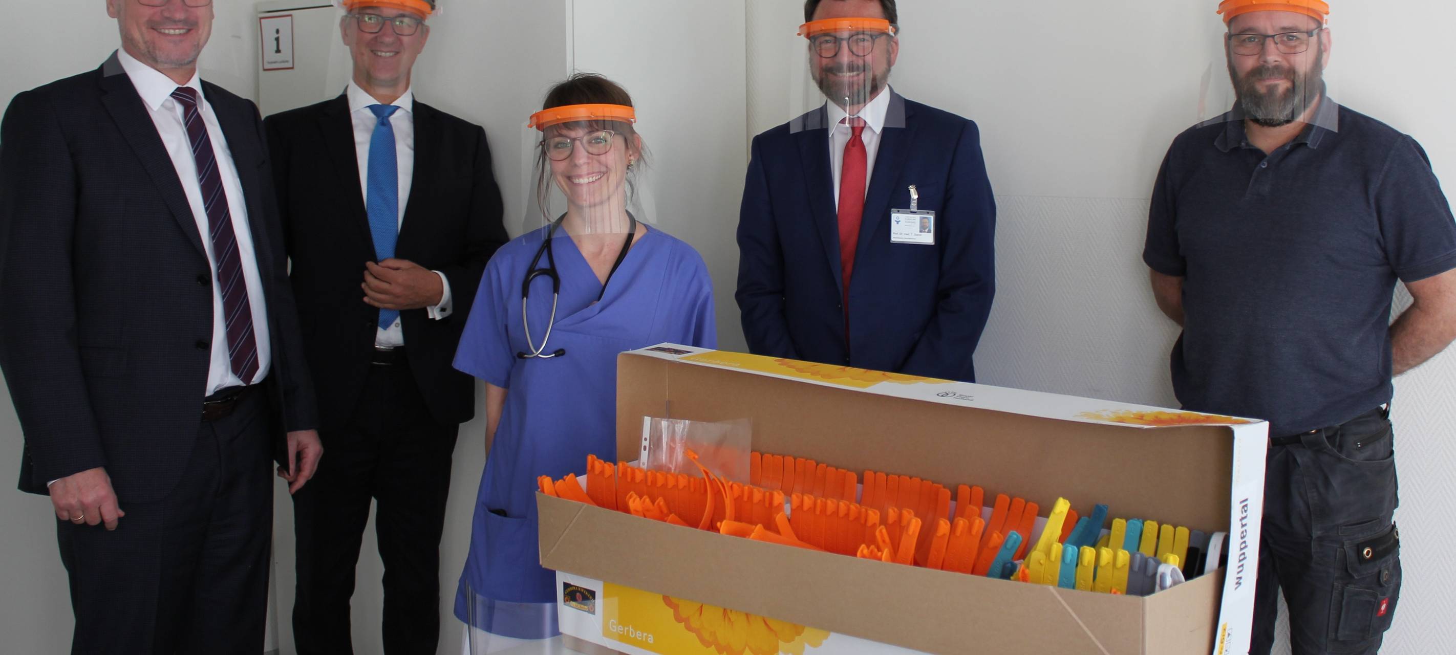 Schutzmasken-Spende fürs Klinikum