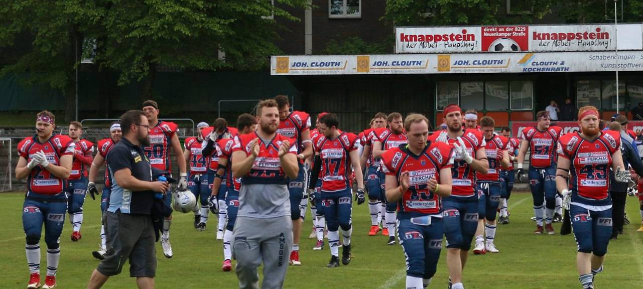 Football: Paladins spielen, Amboss pausiert