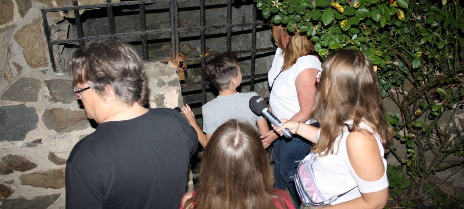 Nachts allein im Schloss