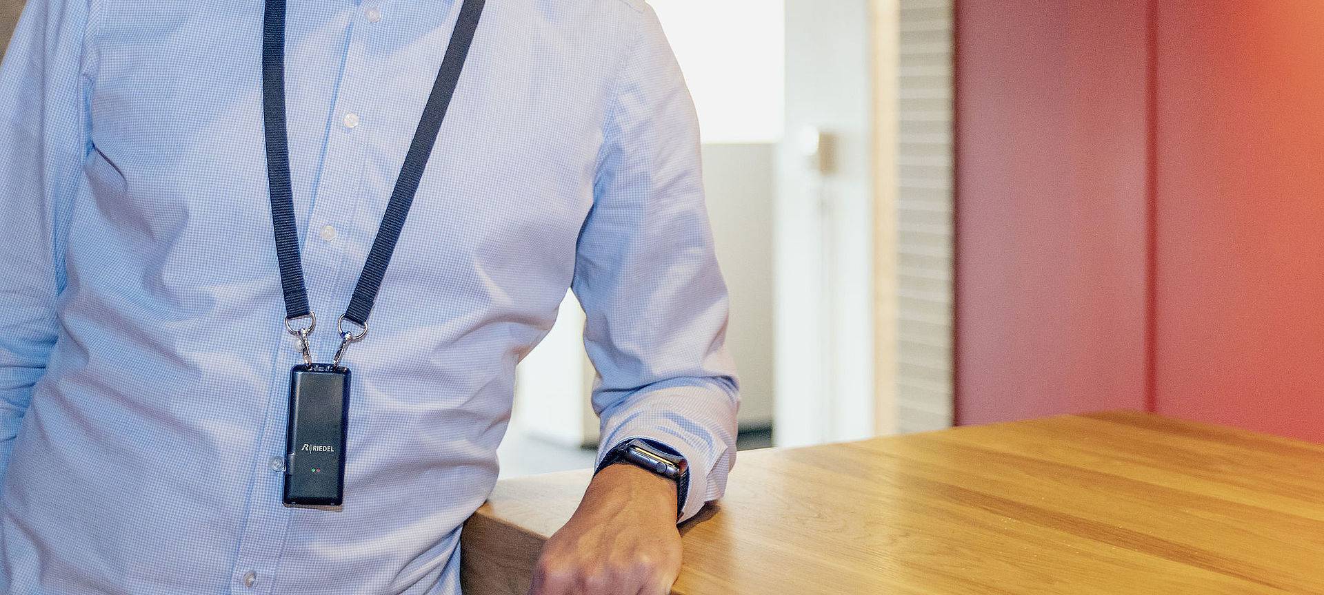 Digitaler Abstandshelfer