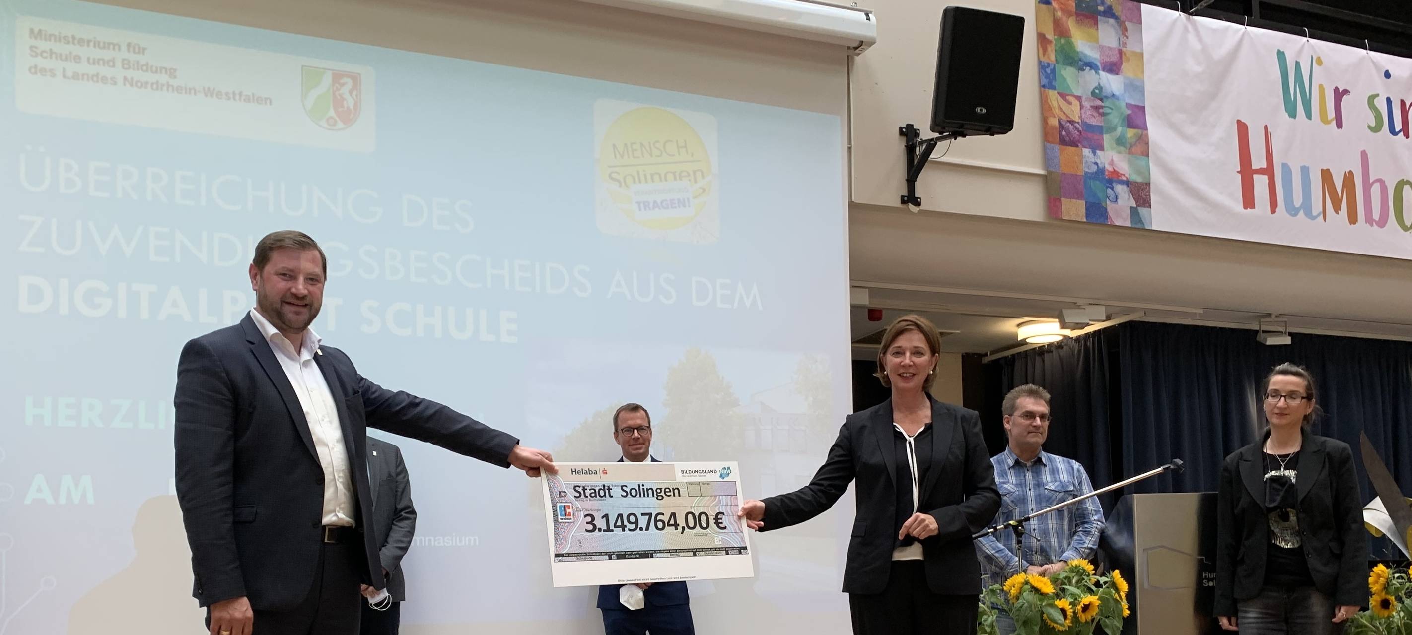 Digitaler Ausbau an Solinger Schulen geht voran