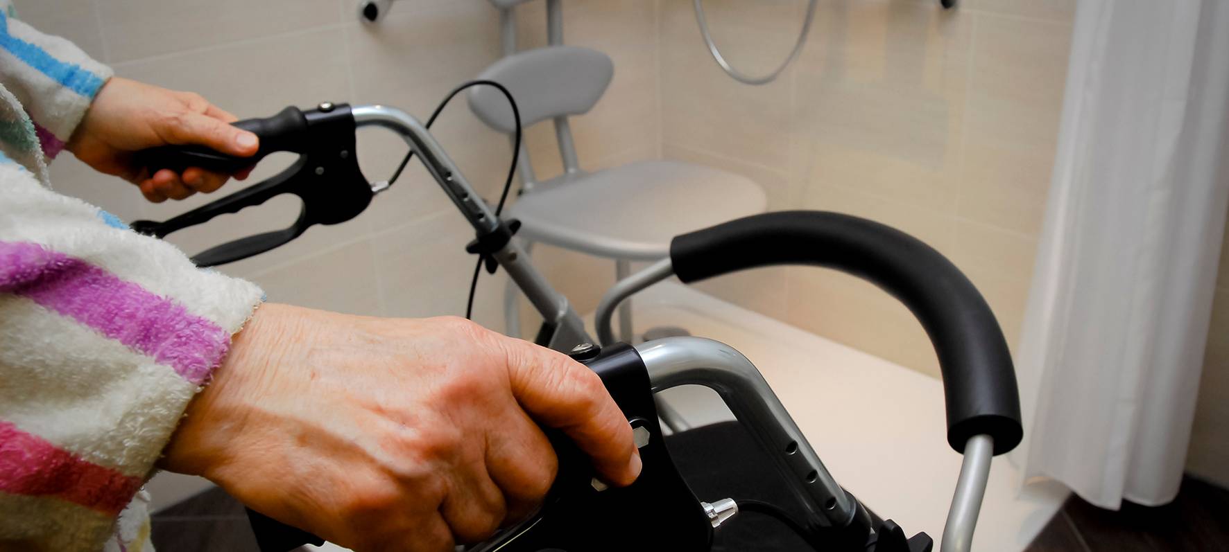 Thomas aus Solingen sucht dringend barrierefreie 3-Zimmer Wohnung