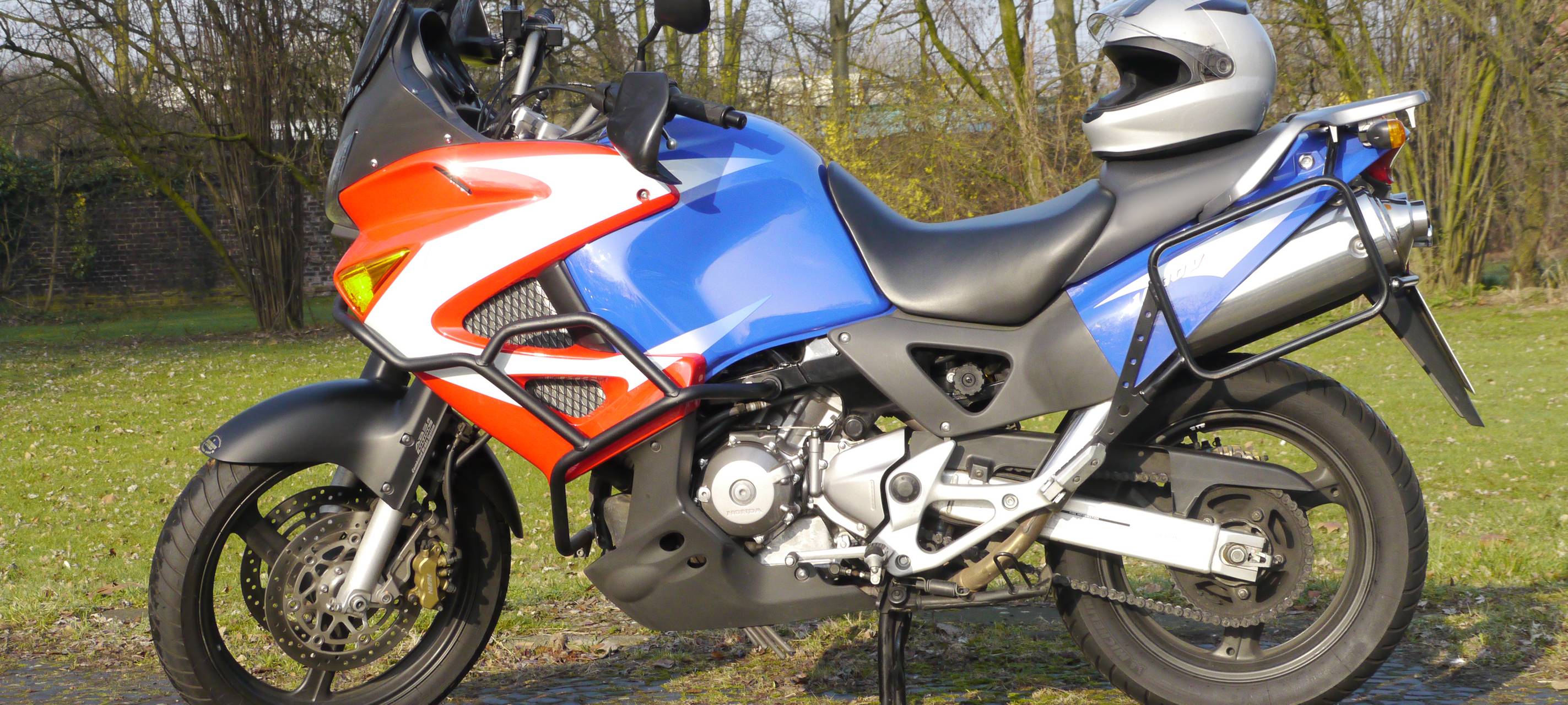 Städte im Bergischen kämpfen gegen Motorradlärm
