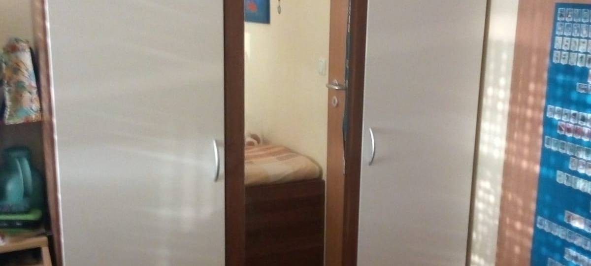 Jugendzimmer zu verschenken