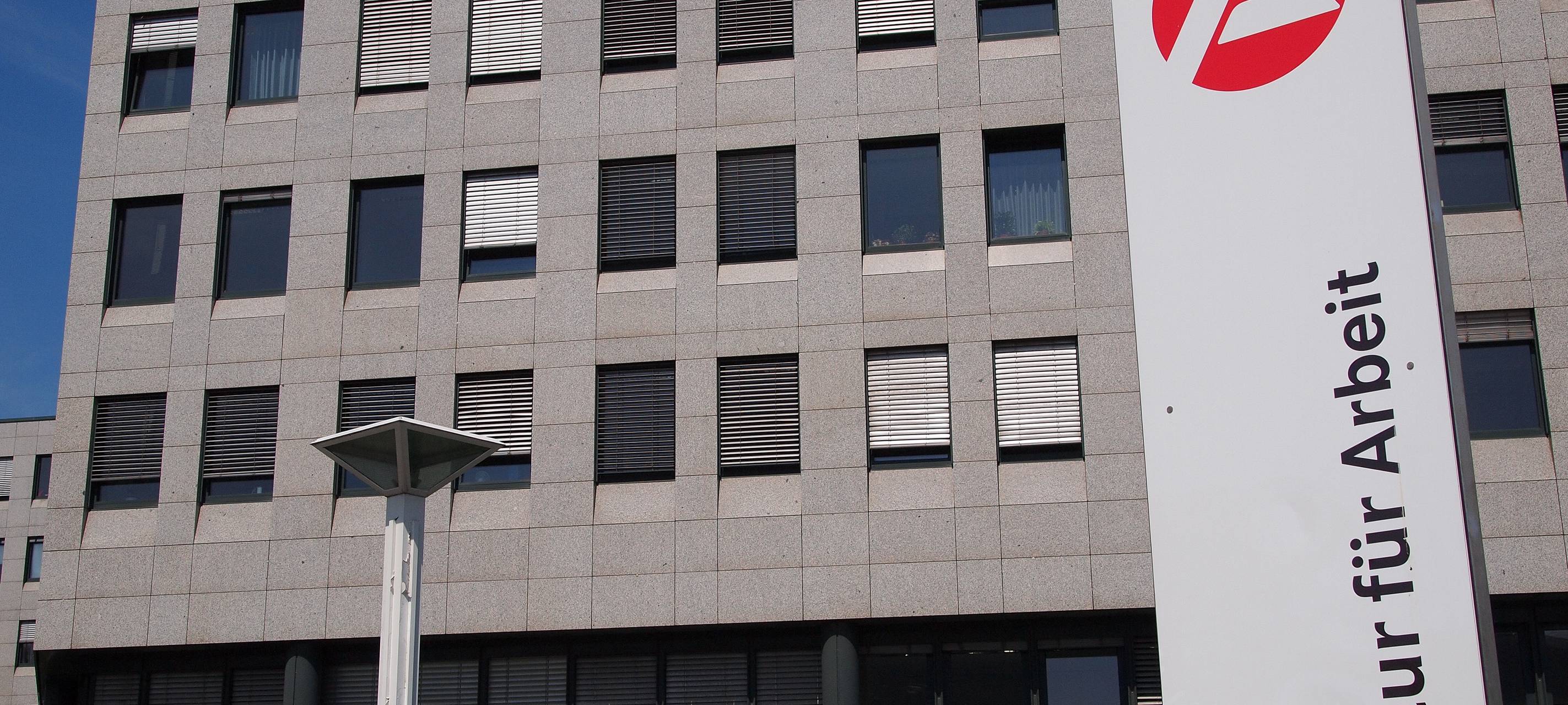 E-mails mit gefährlichem Anhang im Umlauf- Agentur für Arbeit warnt