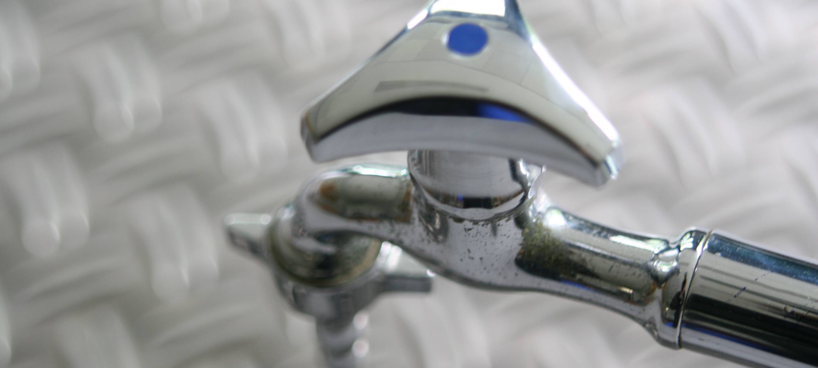 Schule erneuert Toiletten