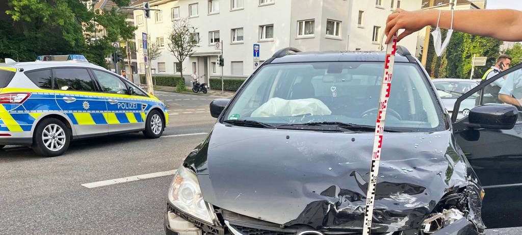 Solinger bei Unfall in Hilden leicht verletzt