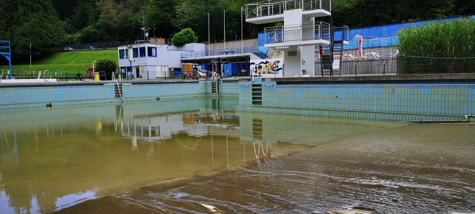 Arbeiten beim Freibad Eschbachtal im Zeitplan