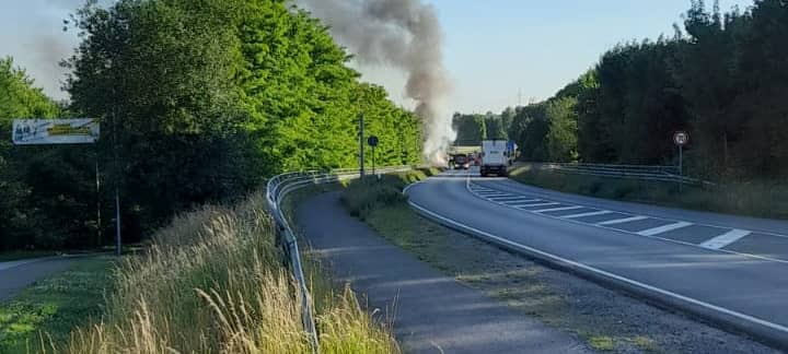 Autobrand am Westring und E-Bike Unfall in Solingen