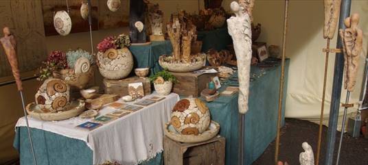 Basar der Kunsthandwerker startet auf Schloss Burg