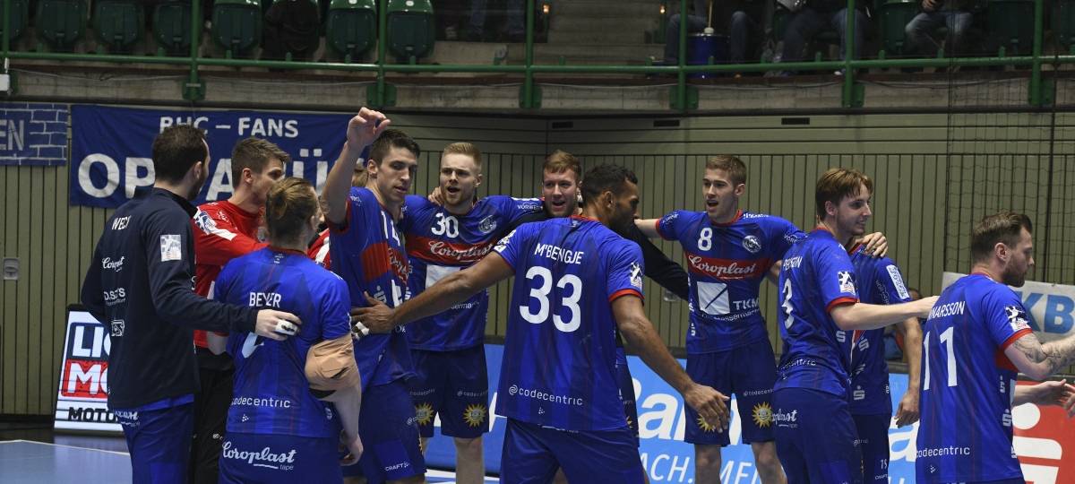 Sport: Bergischer HC jubelt wieder, der FC Remscheid nicht