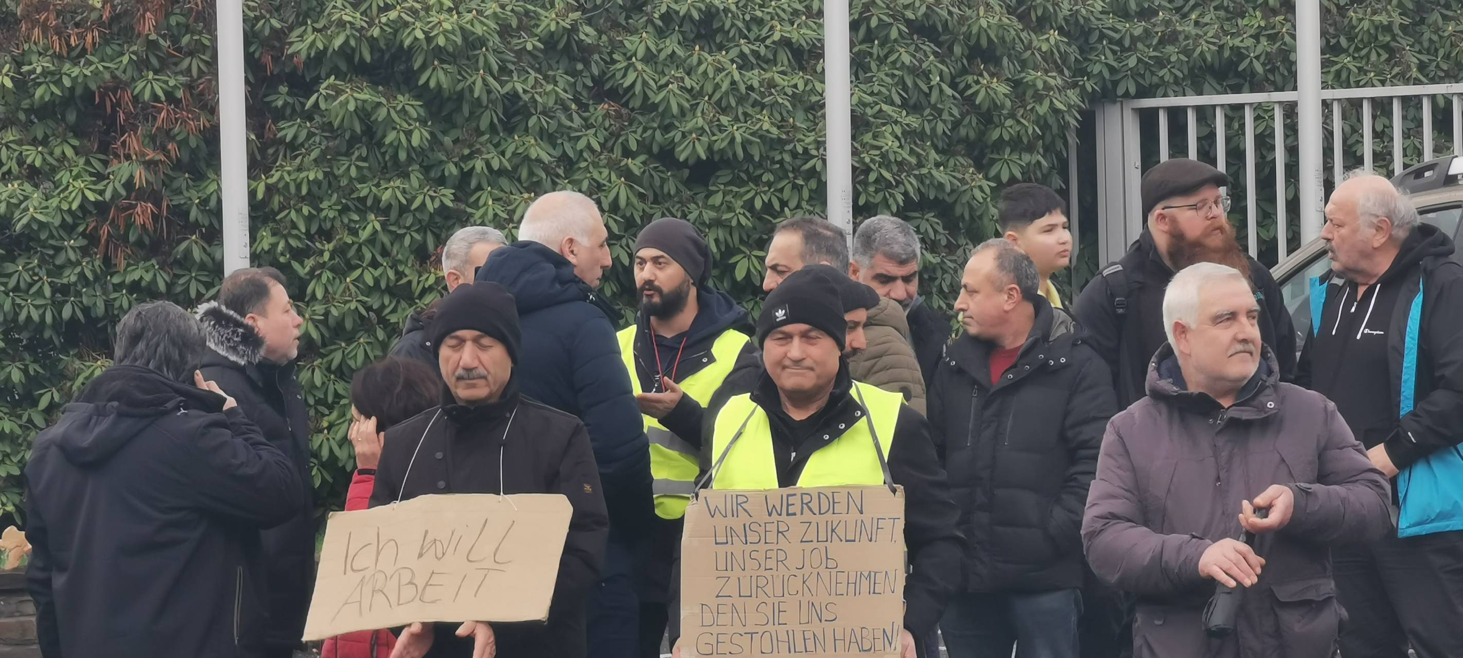 Borbet Mitarbeiter fahren zur Demo nach Medebach