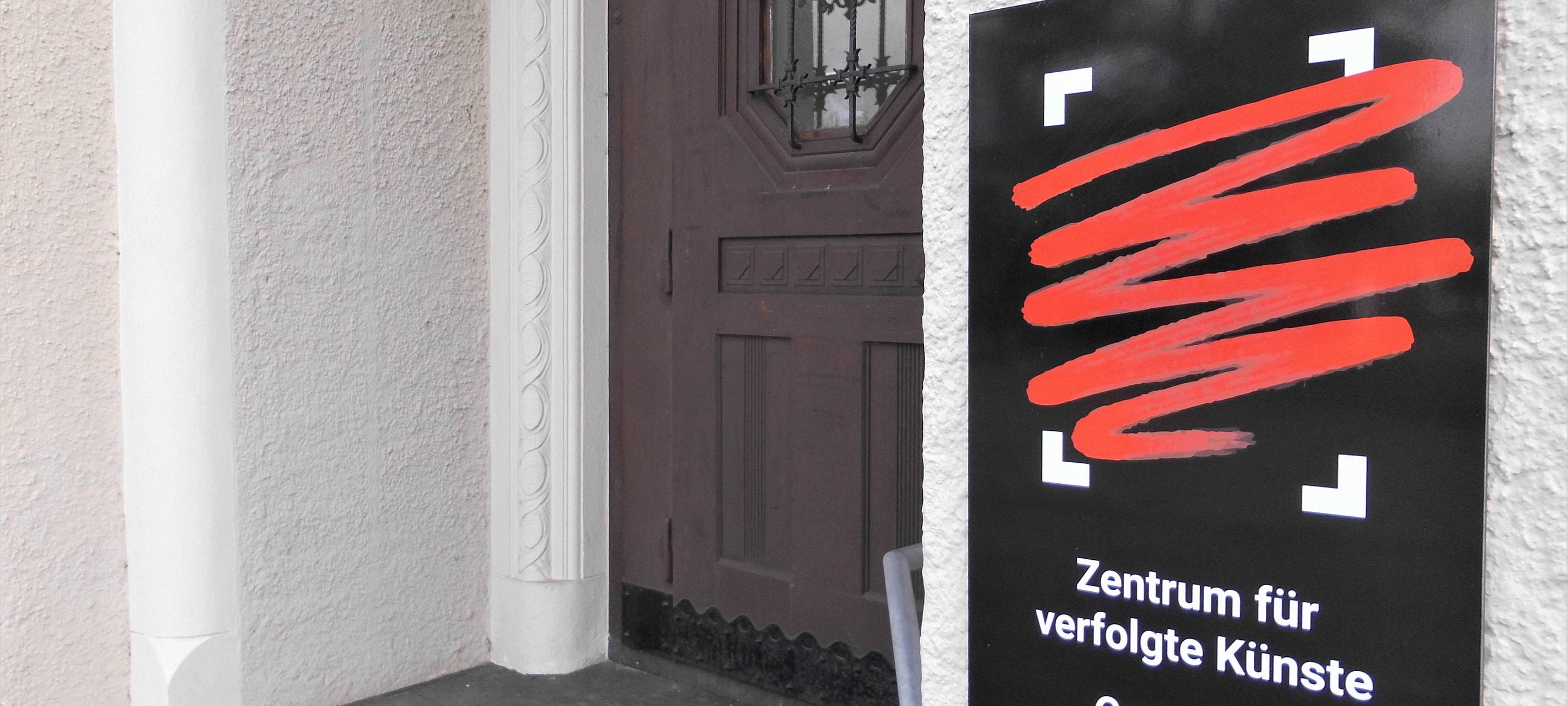 Kampf gegen Hass: Die Zeitzeugin Ruth Weiss im Gespräch