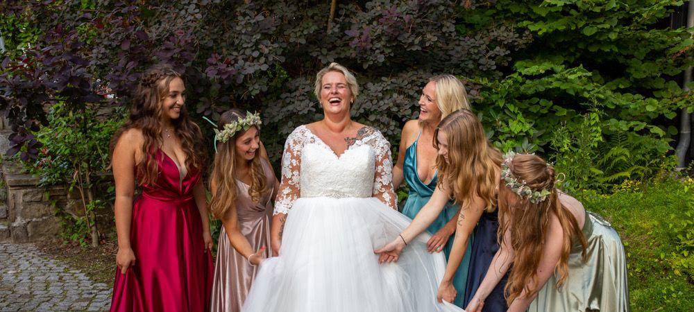 Froschkönigin - Second Hand Brautmode