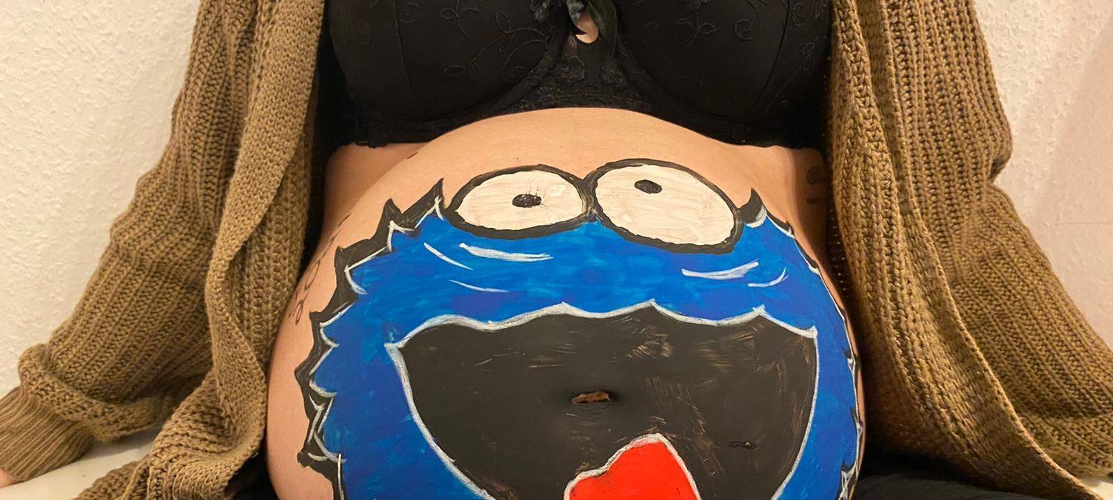 60 Sekunden: Babybauch-Bemalung