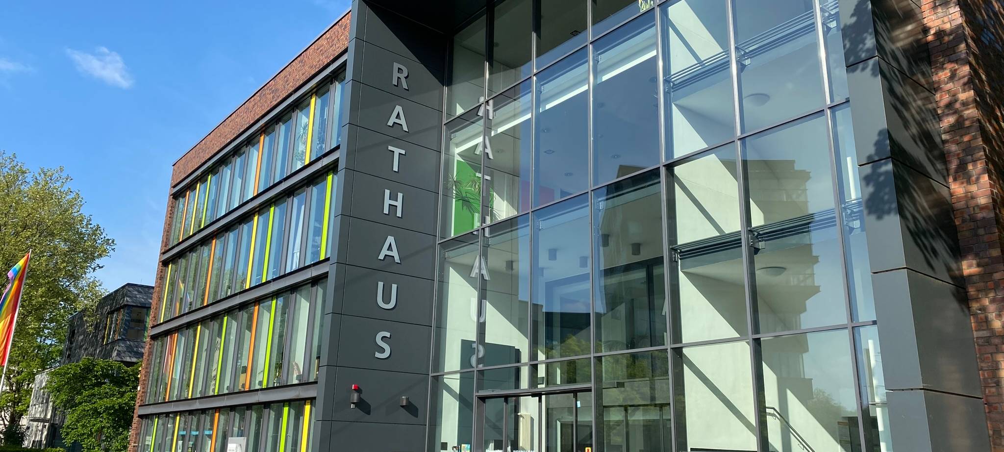 Kritik wegen Verzögerung bei der Sanierung der Rathausstraße