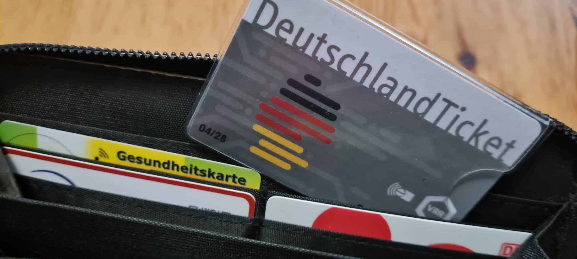 Auch Studierende der BUW bekommen das Deutschlandticket