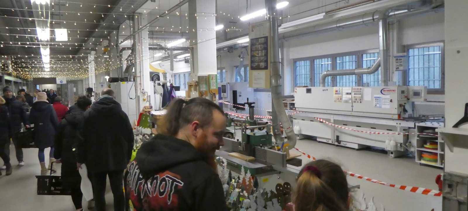 Knast live: Weihnachtsbasar in der JVA Remscheid