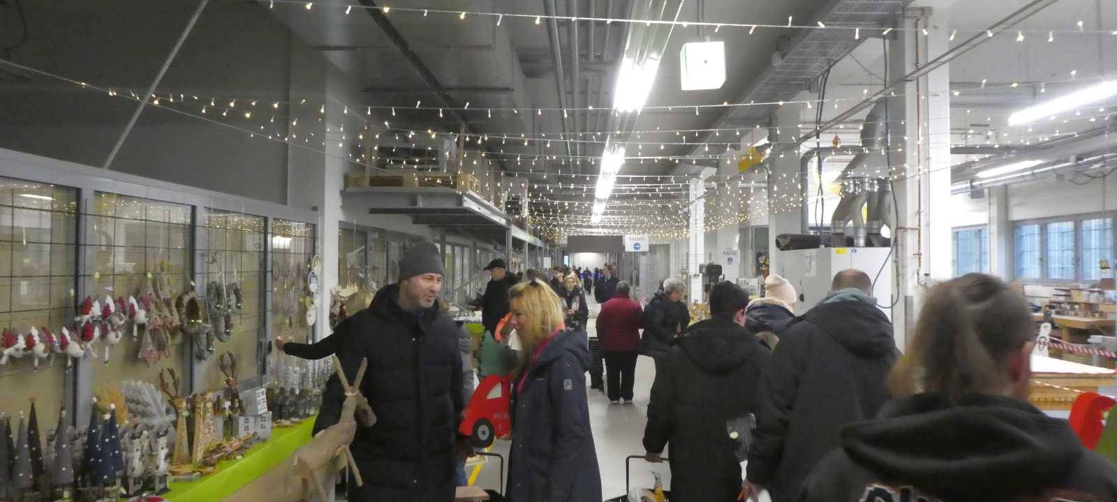 Knast live: Weihnachtsbasar in der JVA Remscheid