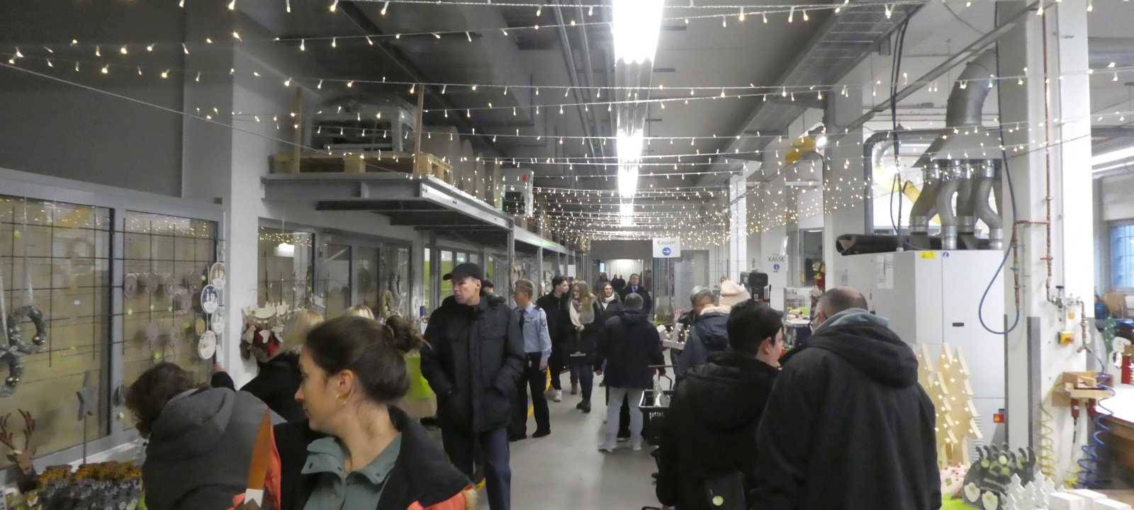 Knast live: Weihnachtsbasar in der JVA Remscheid