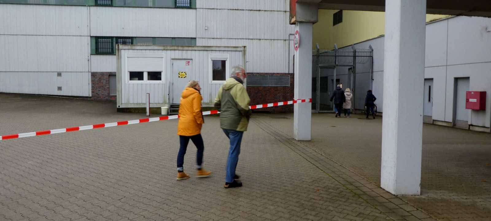 Knast live: Weihnachtsbasar in der JVA Remscheid