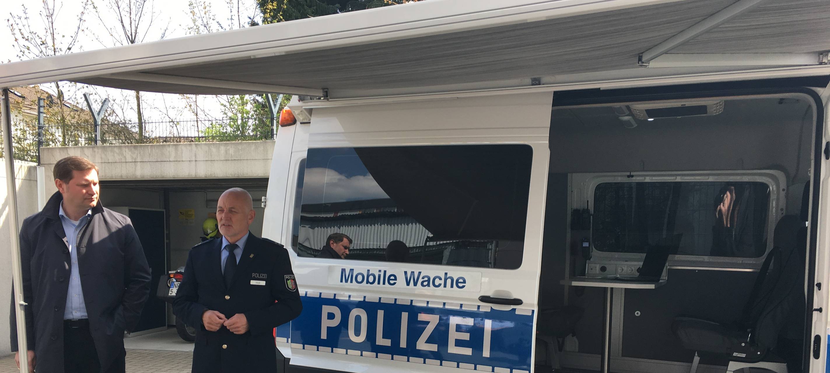 Mobile Polizeiwache soll ab jetzt in Remscheid und Solingen eingesetzt werden