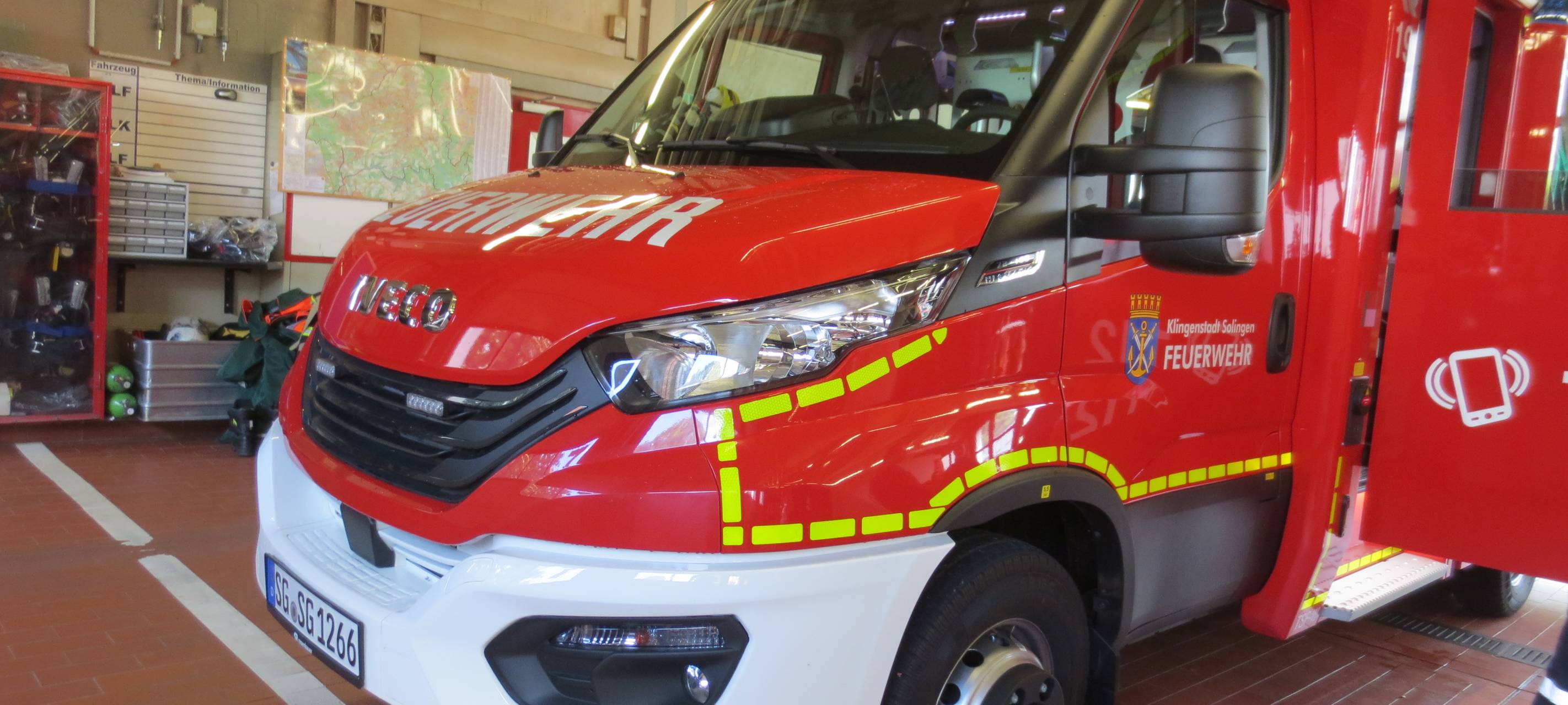 Neues Fahrzeug für die Solinger Jugendfeuerwehr