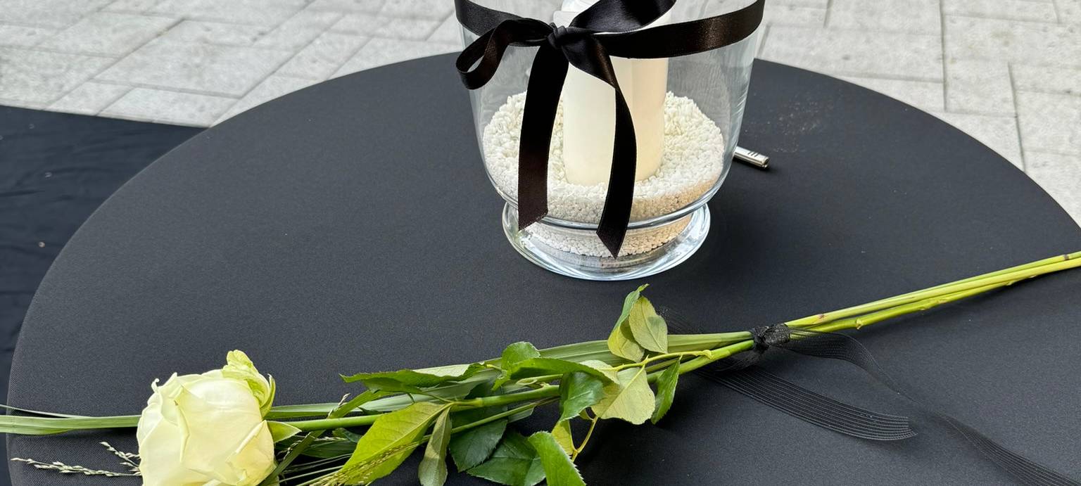 Eine Woche nach Anschlag: Stilles Gedenken am Fronhof