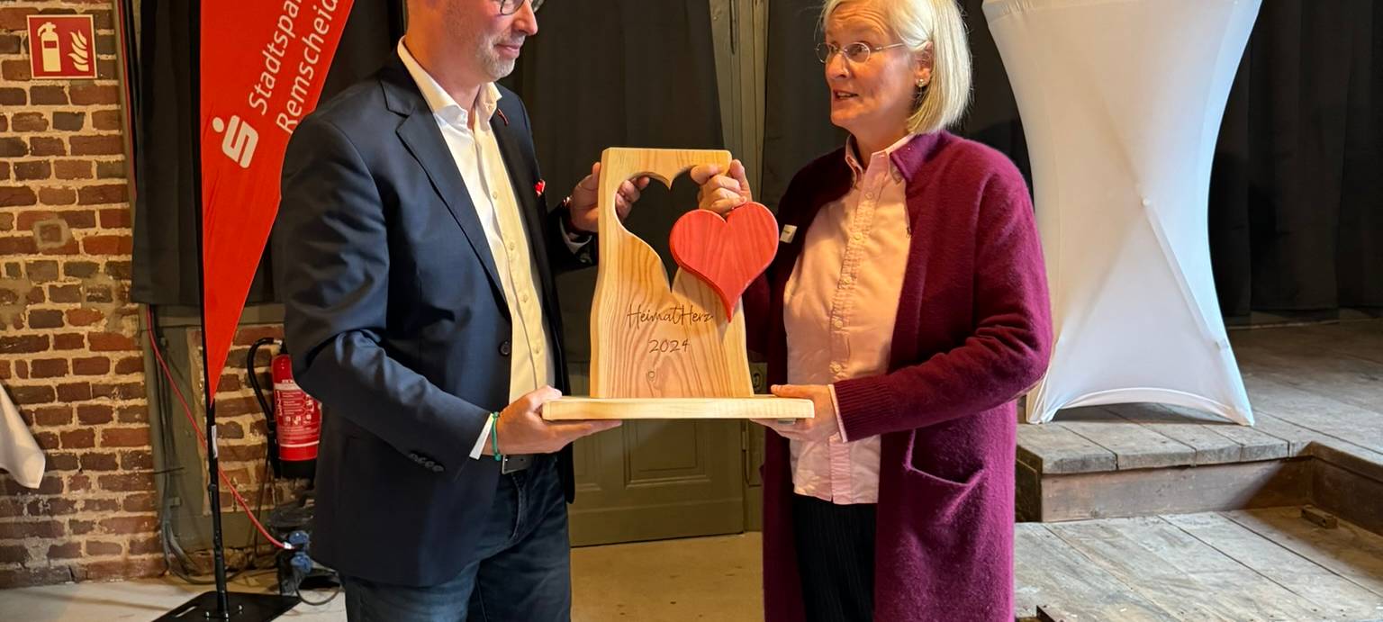 Remscheider HeimatHerz 2024 für Martina Holthaus