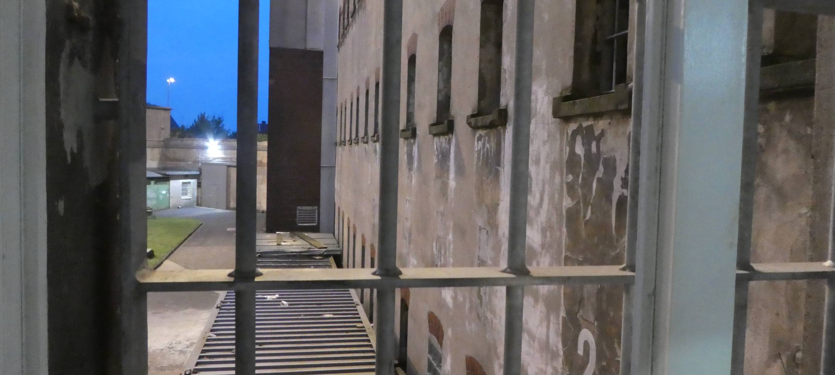 Knast live: Flügelfunk