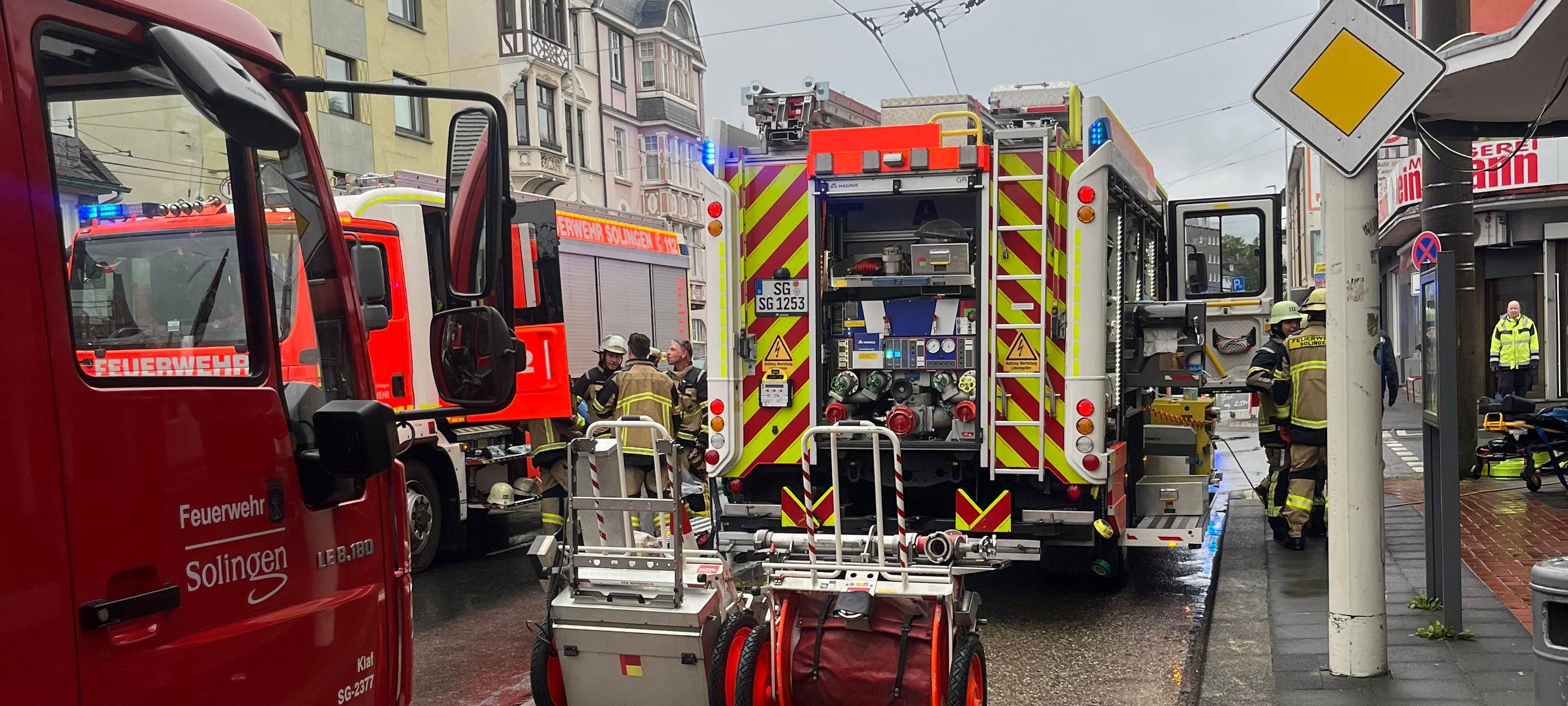 Feuerwehreinsätze sorgten für Verkehrsprobleme im Feierabend