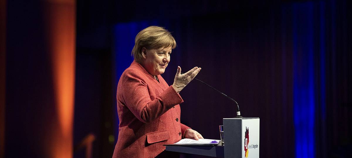 Angela Merkel besucht die Junior Uni in Wuppertal