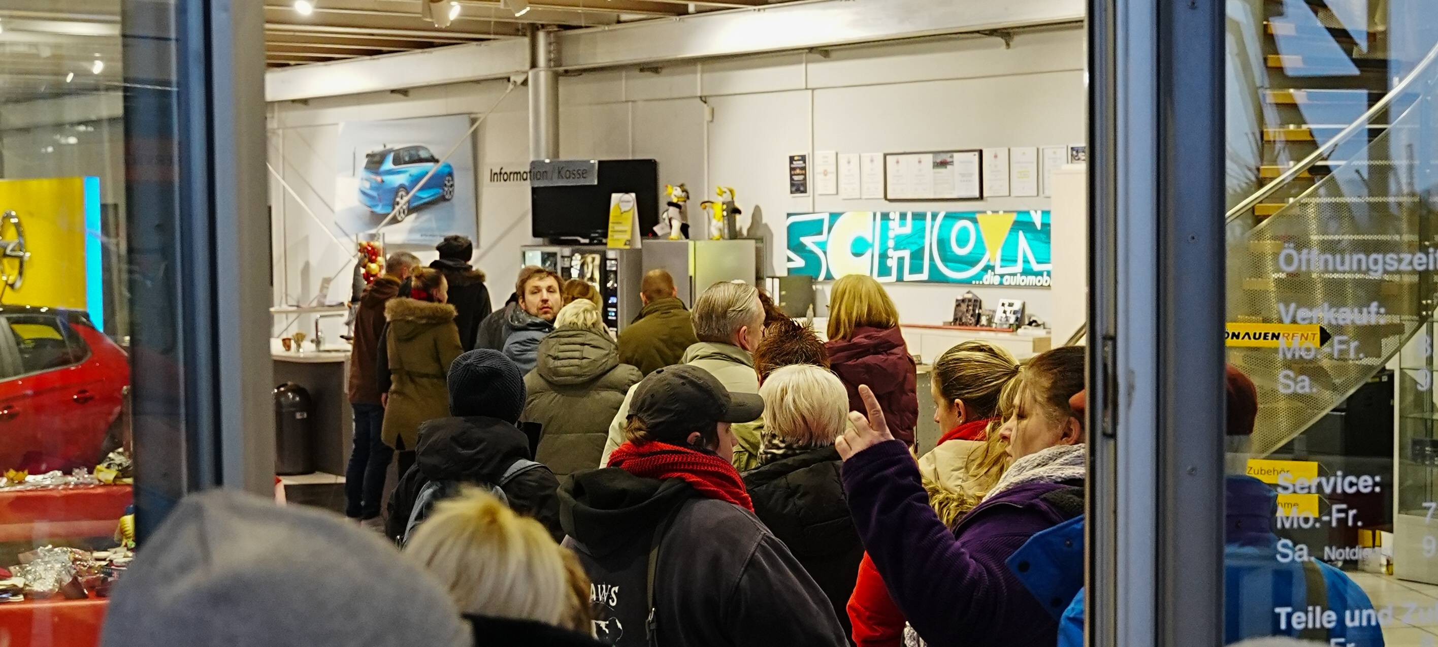Weihnachtsbaumverkauf für Lichtblicke bei Schönauen in Solingen