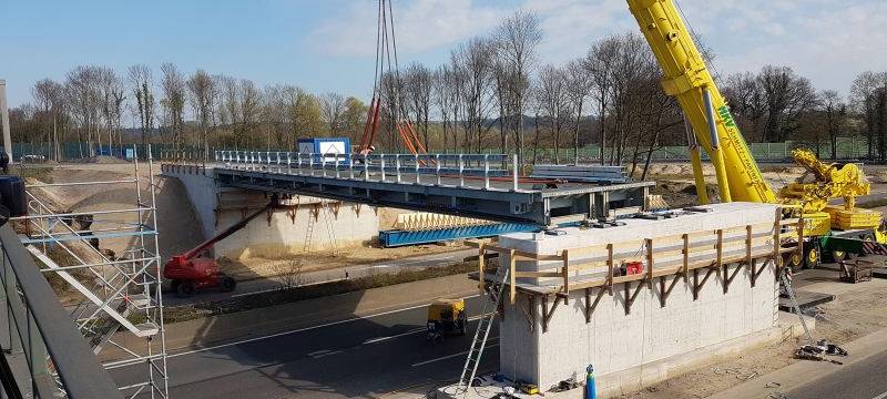 A46: Abbrucharbeiten Brücke Westring - Sperrung