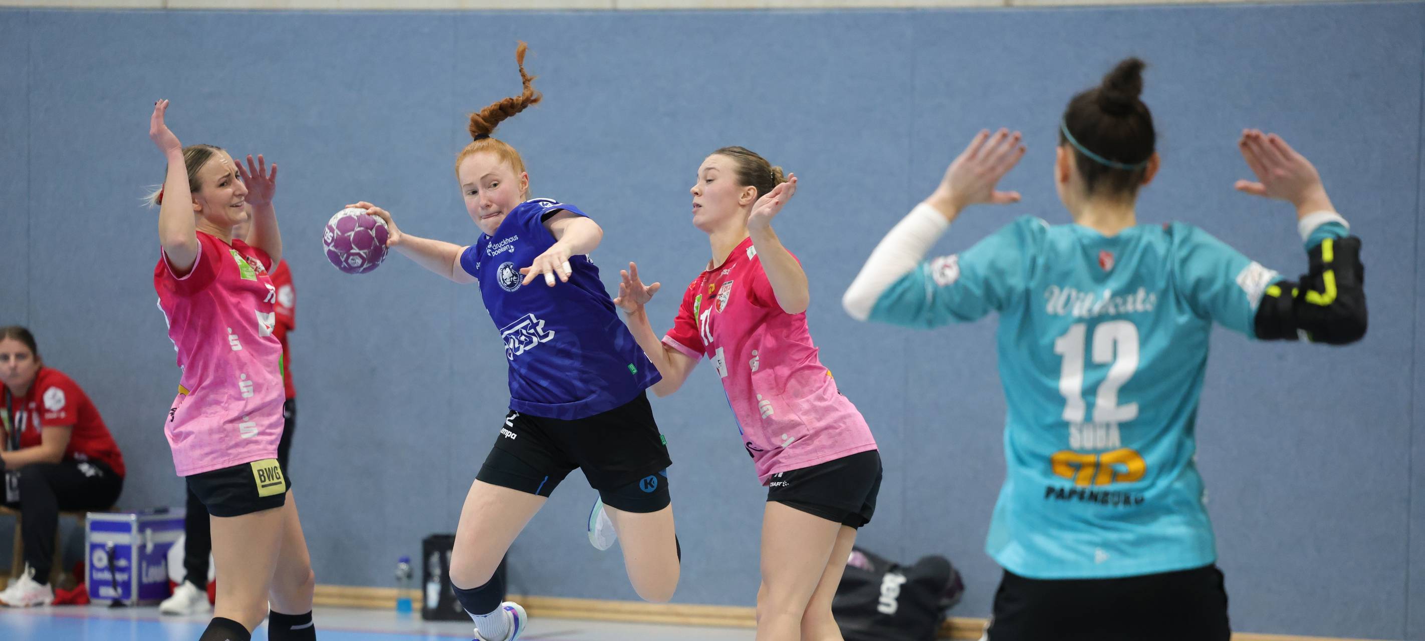 Handball-Damen holten sich einen Sieg und eine Niederlage