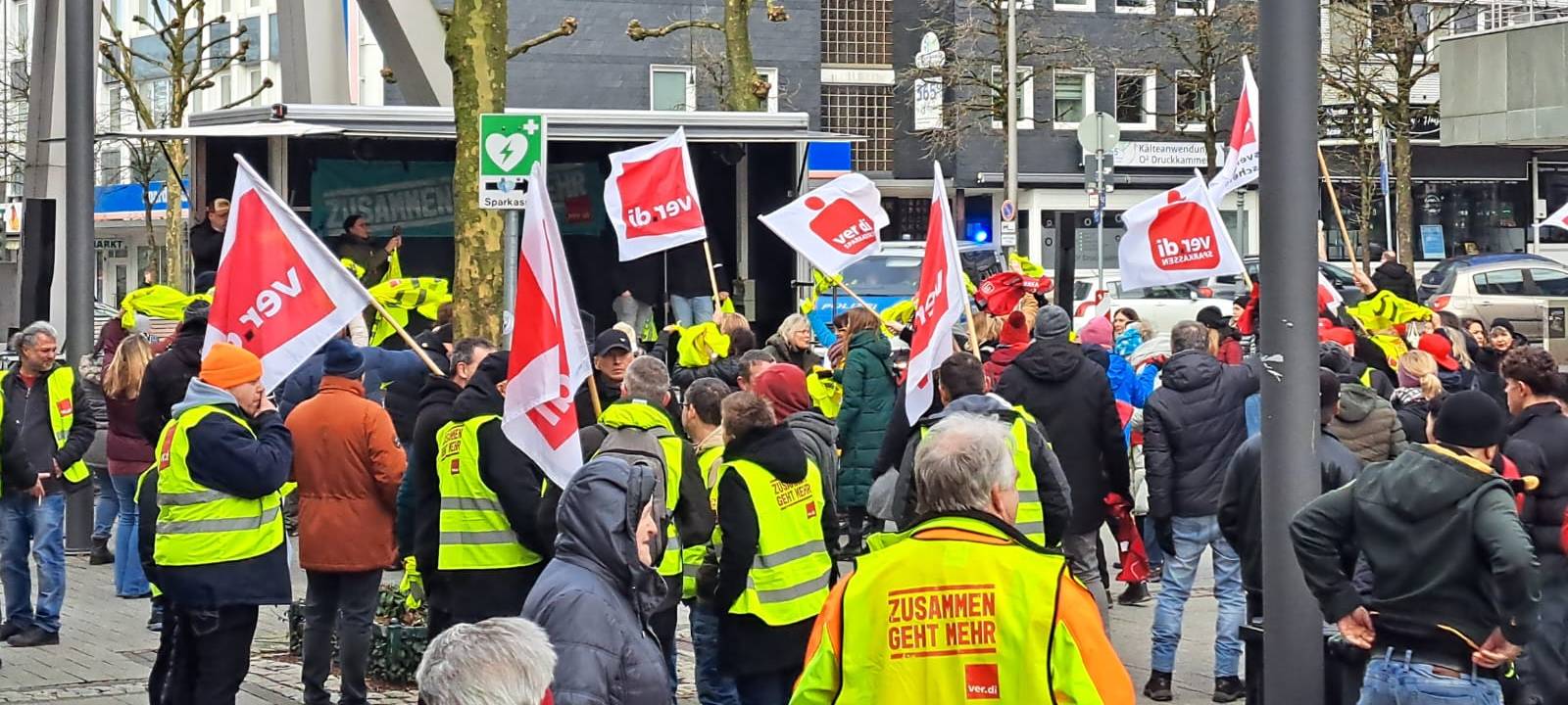 Verdi sagt Kundgebung in Solingen ab - Streik findet statt