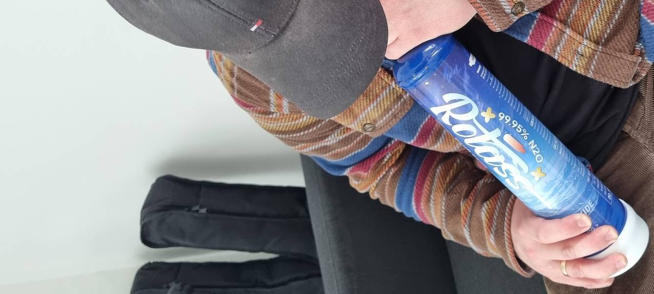 Stadt Solingen prüft Verbot von Lachgasverkauf