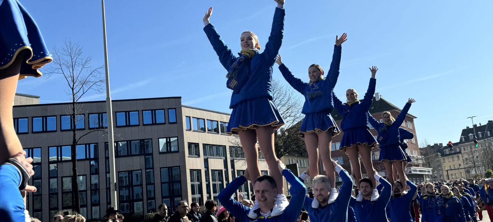 Bildergalerie: Rosenmontag und After-Zoch-Party in Solingen