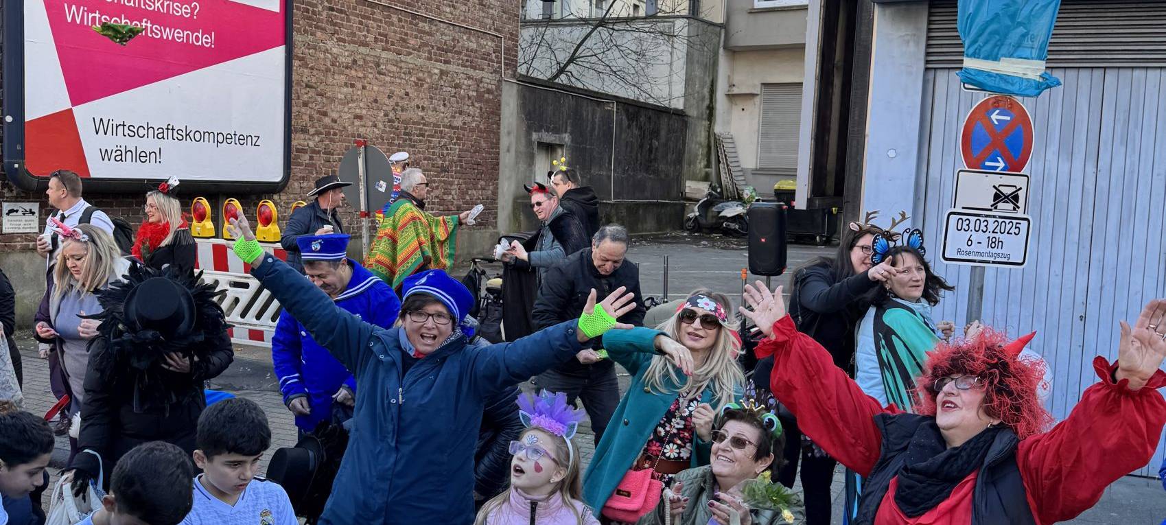 Bildergalerie: Rosenmontag und After-Zoch-Party in Solingen